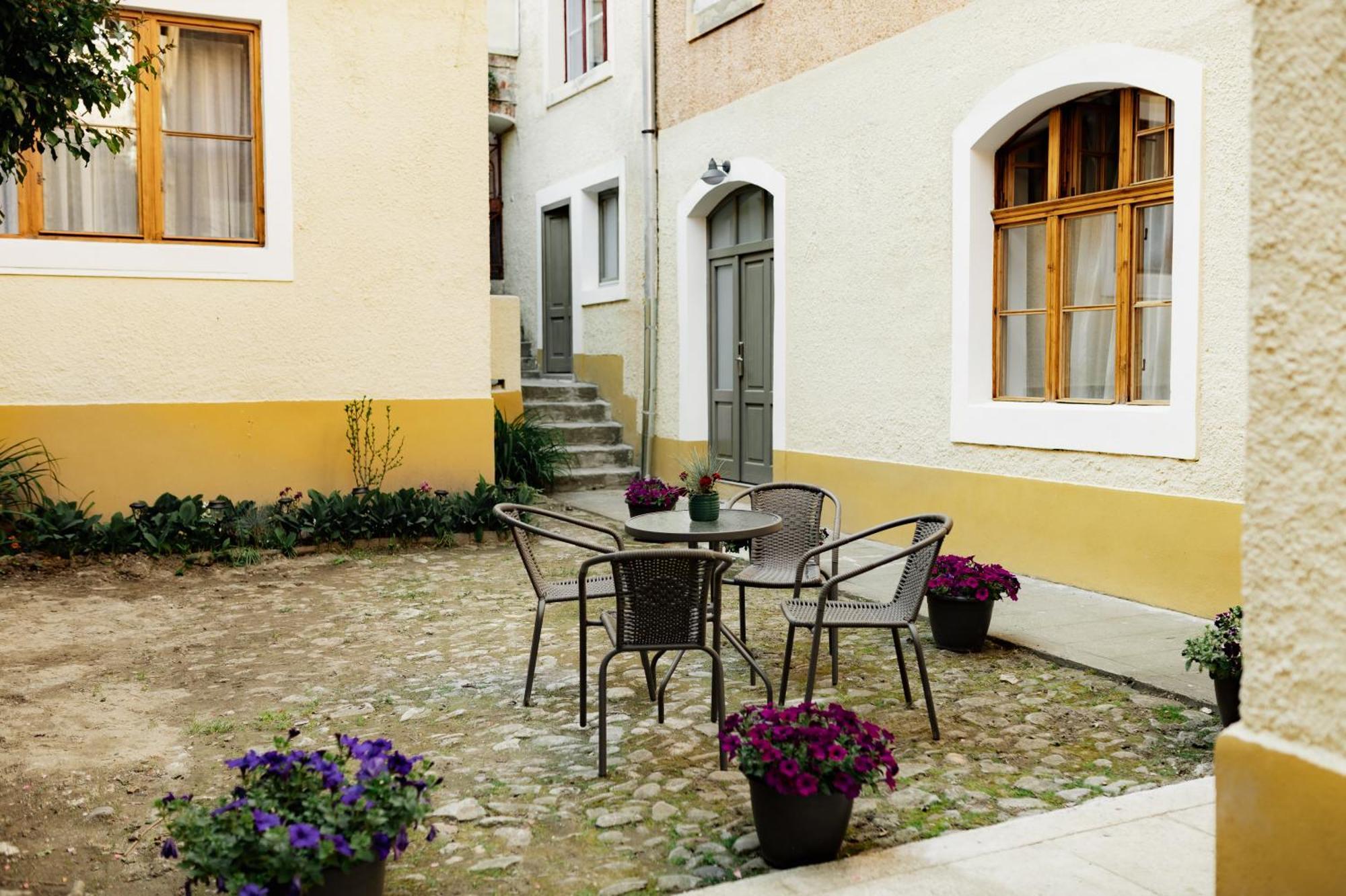 Casa Leonhardt Apartment Sighisoara Exterior photo